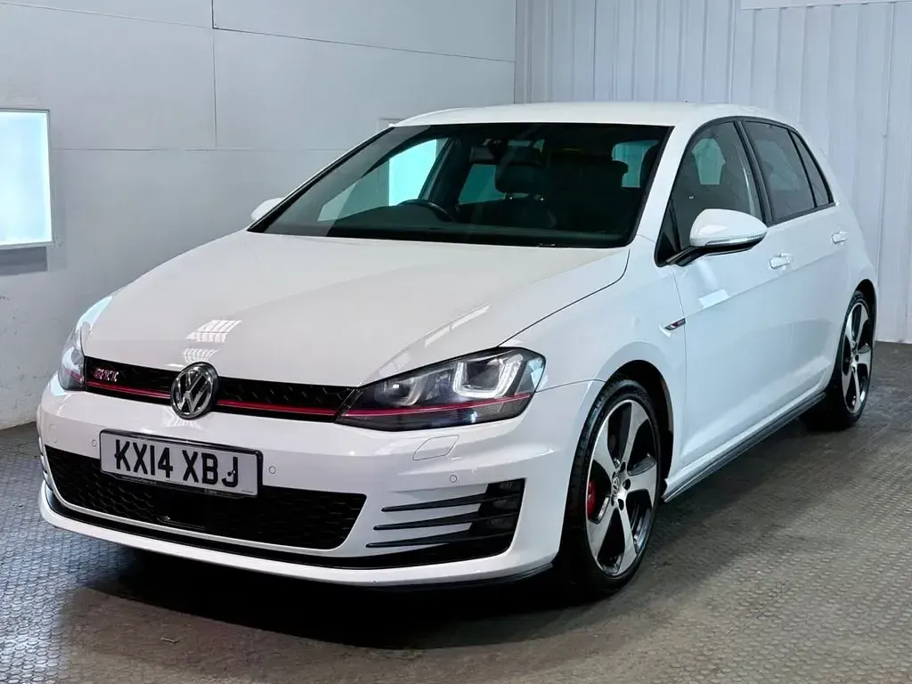 Used VW Golf VII GTI 2014 White Hatchback