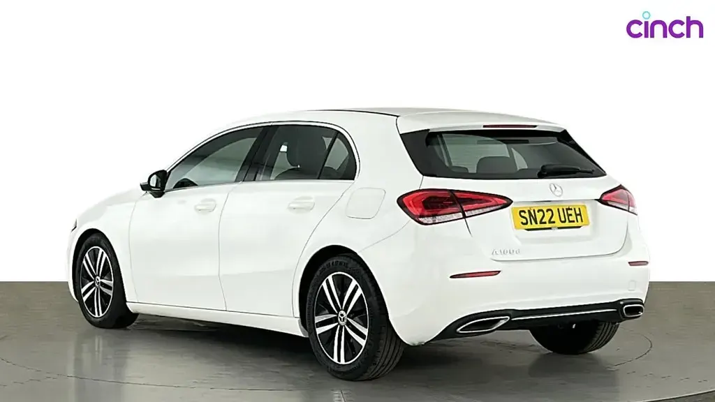 Used Mercedes A180 2022 White Hatchback