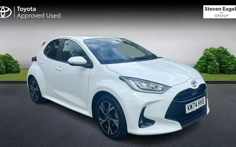 Used Toyota Yaris Design 116 HP (85 kW) 2024 Hatchback