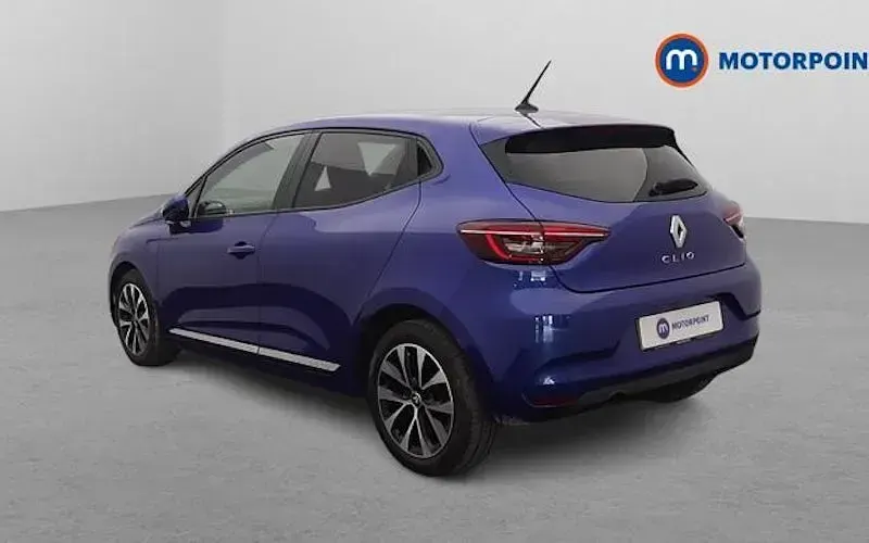 Used Renault Clio Iconic 101 HP (74 kW) 2020 Blue Hatchback