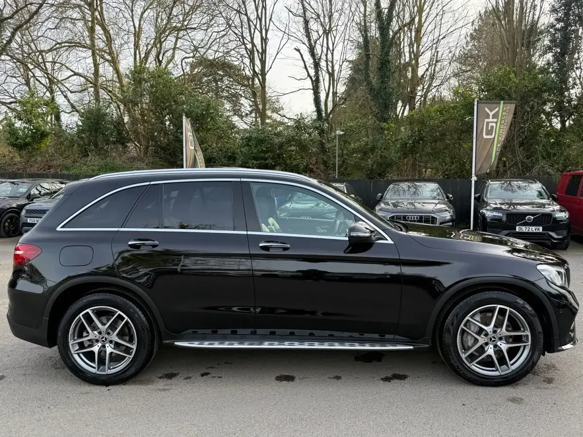 Used Mercedes GLC220 AMG Line Premium 170 HP (125 kW) 2018 Black SUV
