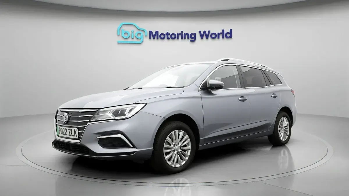 Used MG MG5 EV Exclusive 113 kW (154 HP) 2022 Silver Estate