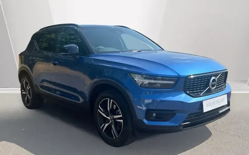 Used Volvo XC40 R-Design 197 HP (144 kW) 2021 SUV
