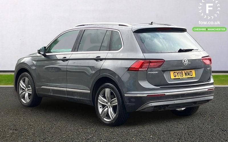 Usado VW Tiguan SEL 190 HP (139 kW) 2019 Cinzento SUV