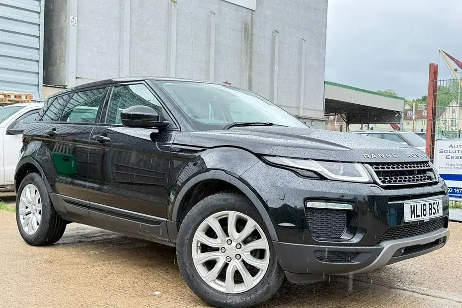 Used Land Rover Range Rover evoque SE 240 HP (176 kW) 2018 Hatchback