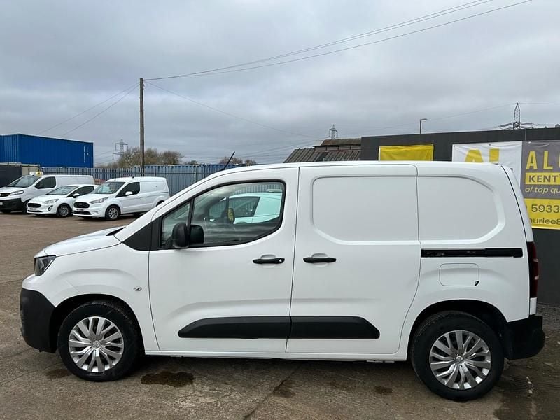 Usado Peugeot Partner 101 HP (74 kW) 2020 Branco Monovolume