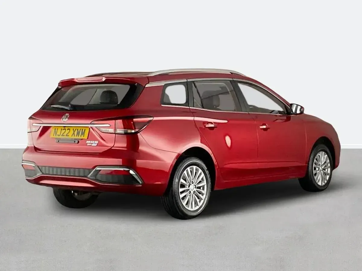 Used MG MG5 EV Exclusive 114 kW (156 HP) 2022 Red Estate