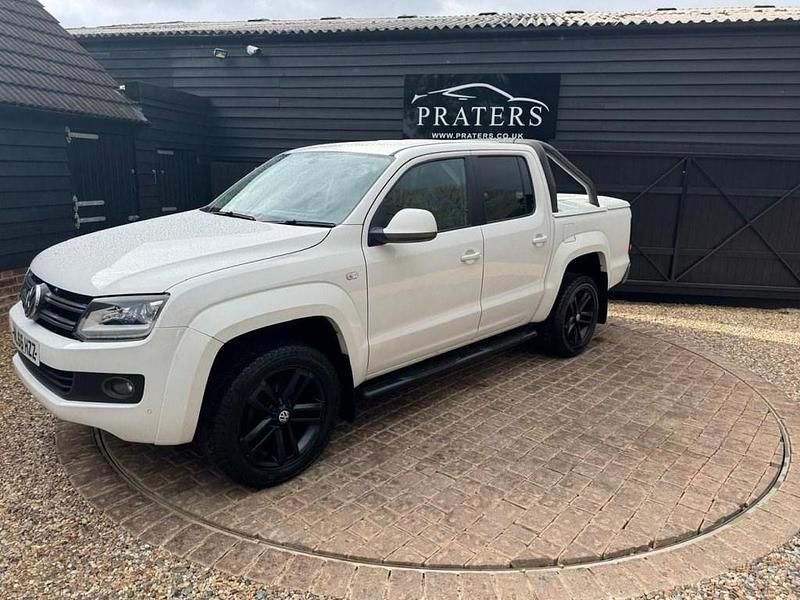 Begagnad VW Amarok Highline 180 HK (132 kW) 2016 Vit Pickup