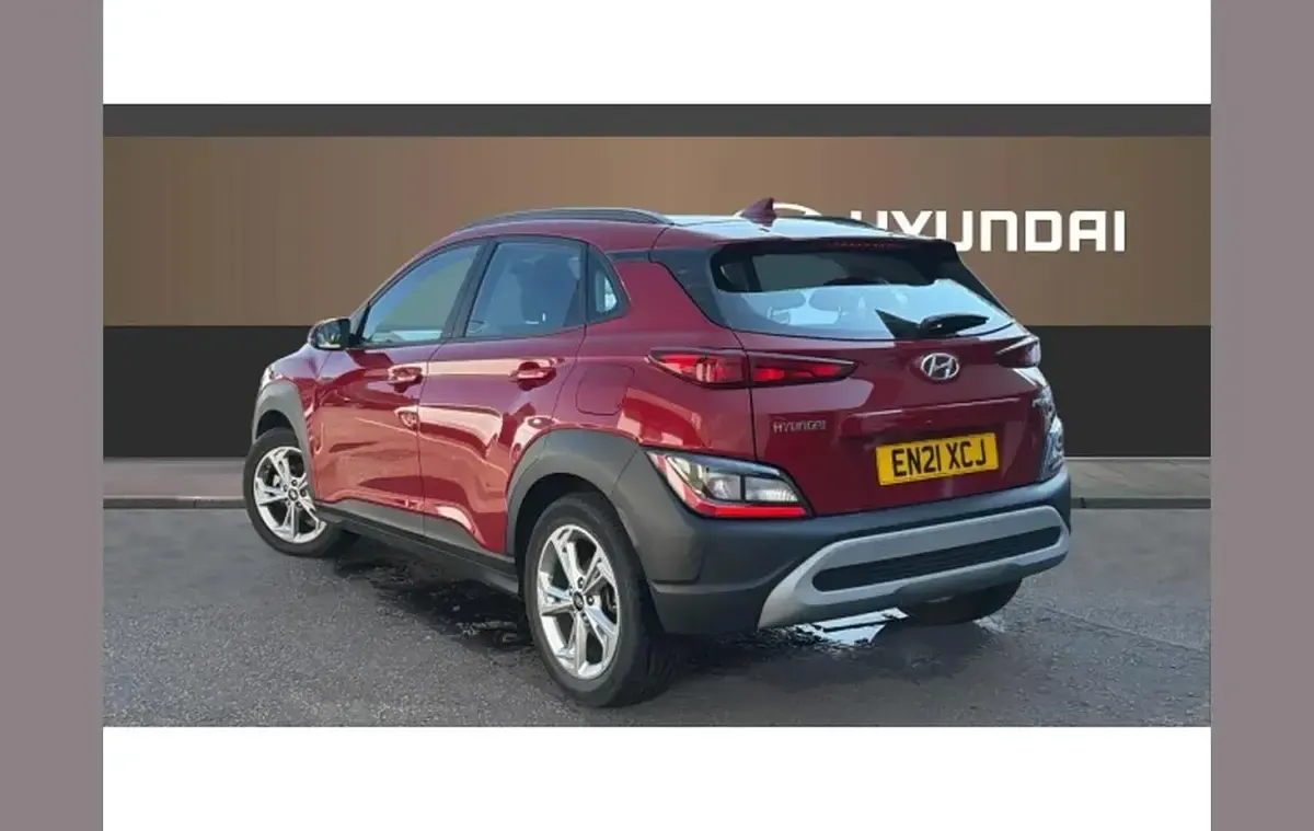 Used Hyundai Kona SE 117 HP (86 kW) 2021 Red SUV