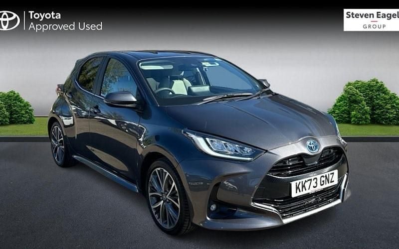 Usado Toyota Yaris Hybrid 116 HP (85 kW) 2025 Citadino