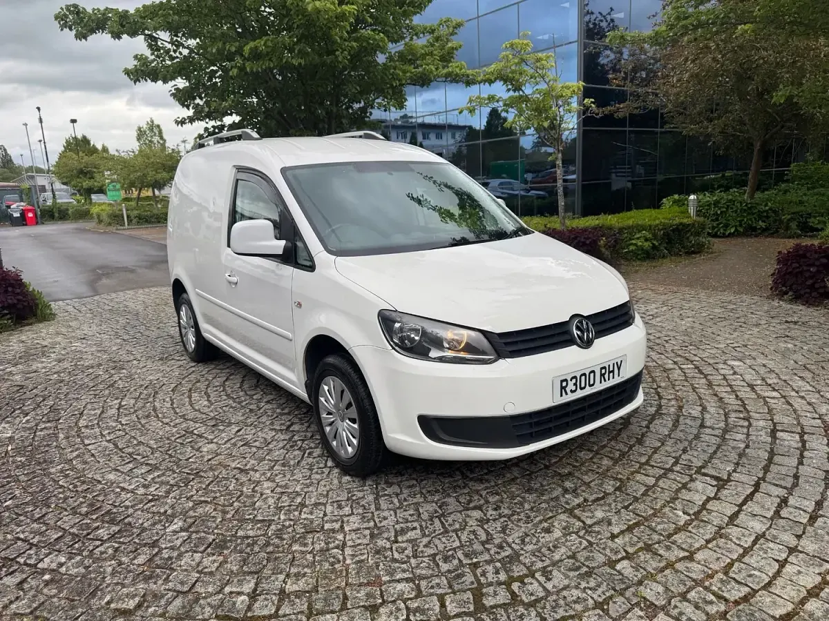 Used VW Caddy Startline 75 HP (55 kW) 2016 White MPV