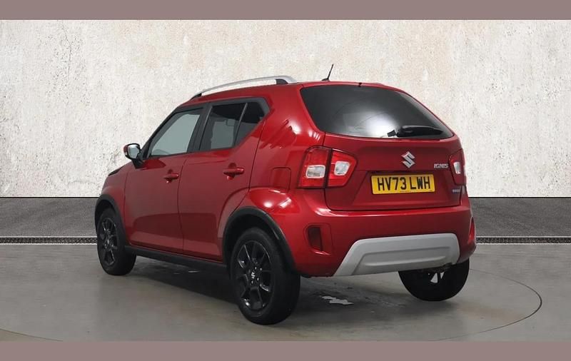 Używany Suzuki Ignis SZ5 83 KM (61 kW) 2023 Czerwony SUV
