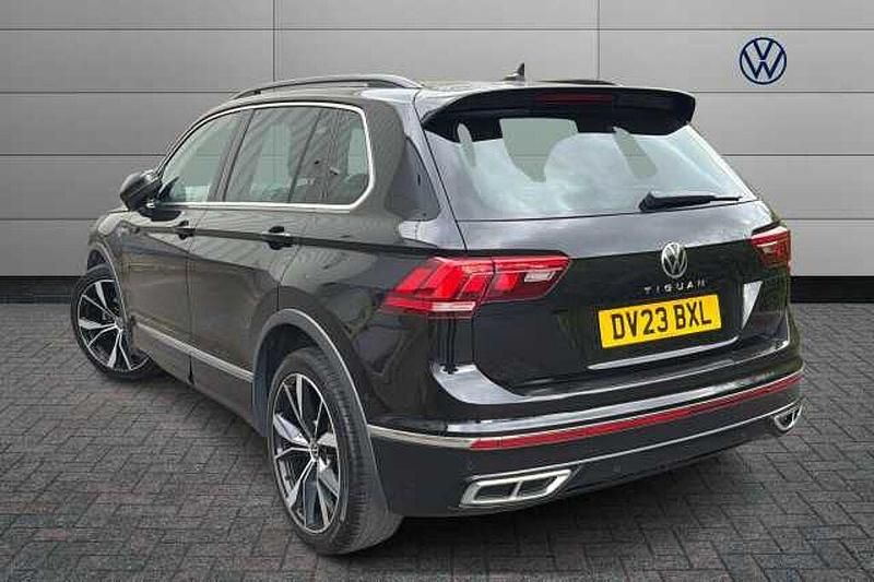 Used VW Tiguan R-line 150 HP (110 kW) 2023 Black SUV