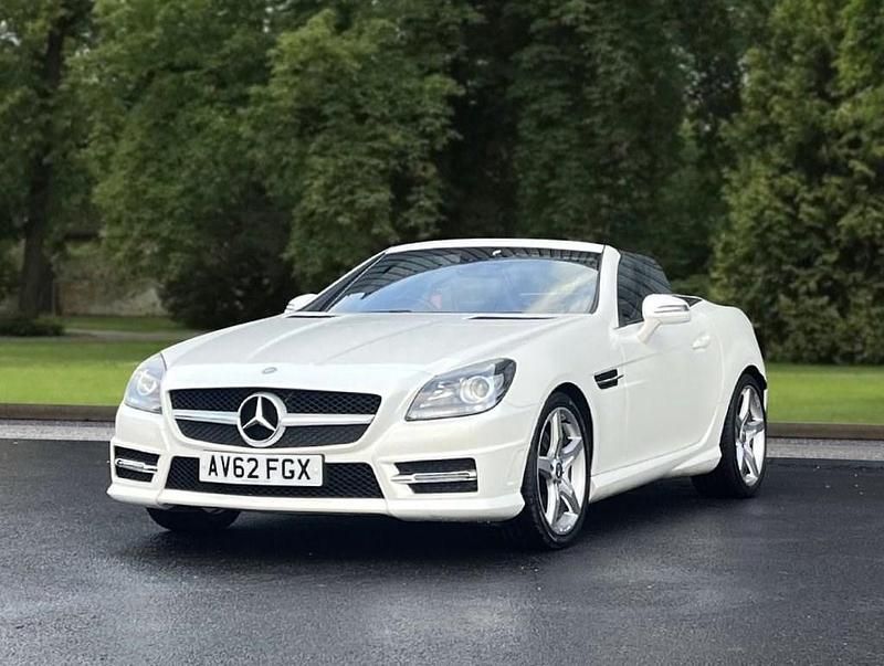 Used Mercedes SLK200 AMG 184 HP (135 kW) 2012 White Cabriolet
