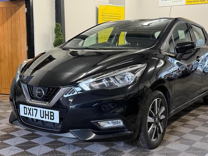 Usado Nissan Micra Acenta 71 HP (52 kW) 2017 Preto Citadino