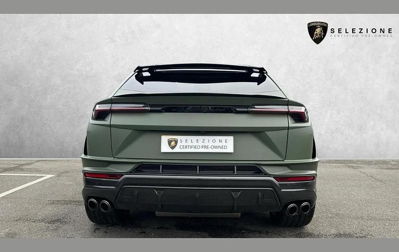 Used Lamborghini Urus 666 HP (489 kW) 2023 Yellow SUV