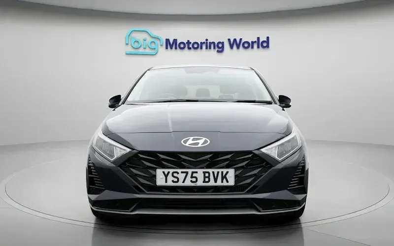 Used Hyundai i20 Premium 101 HP (74 kW) 2025 Grey Hatchback