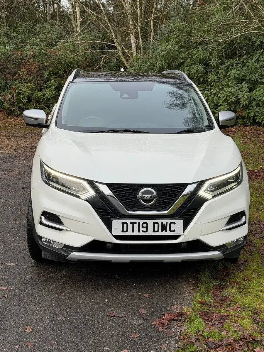 Used Nissan Qashqai N-Motion 2019 White SUV
