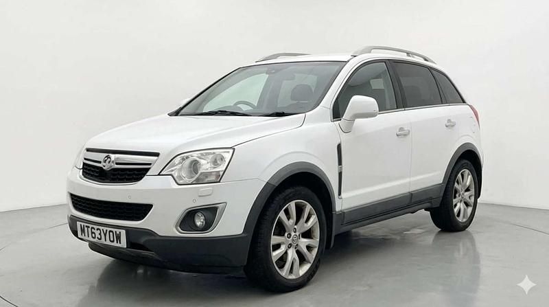 Used Vauxhall Antara S 2013 White SUV