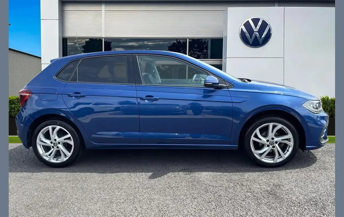Used VW Polo Style 95 HP (69 kW) 2023 Blue Hatchback