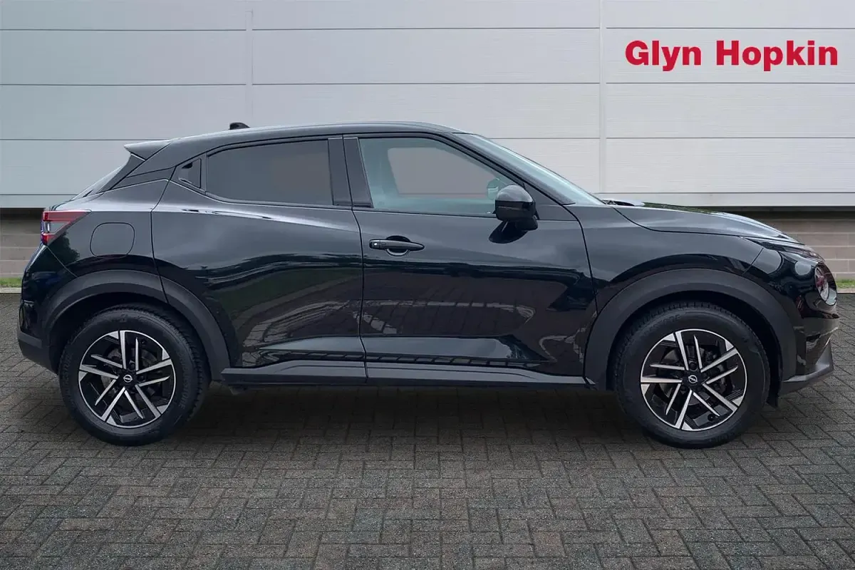 Used Nissan Juke N-Connecta 114 HP (83 kW) 2025 Black SUV