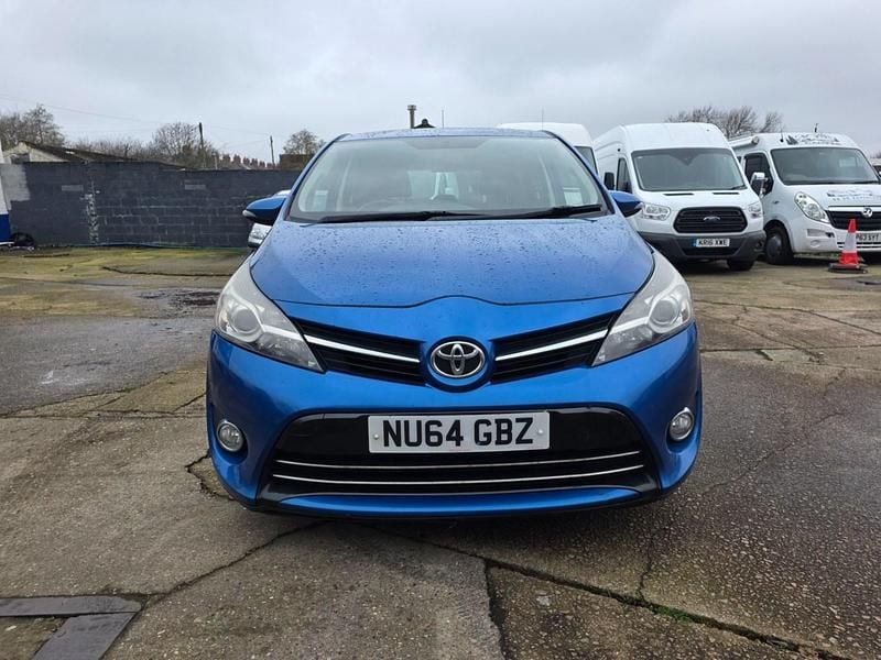 Used Toyota Verso 110 HP (80 kW) 2014 Blue MPV
