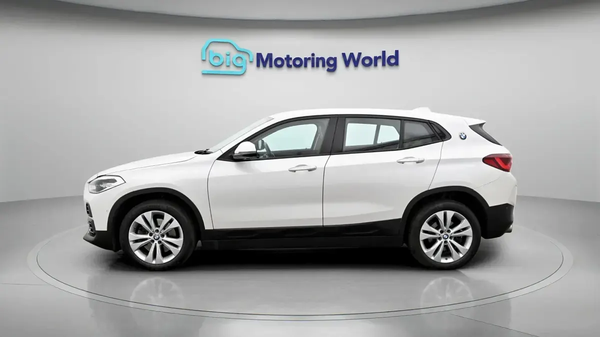 Usado BMW X2 Sport Line 176 CV (129 kW) 2021 Blanco SUV