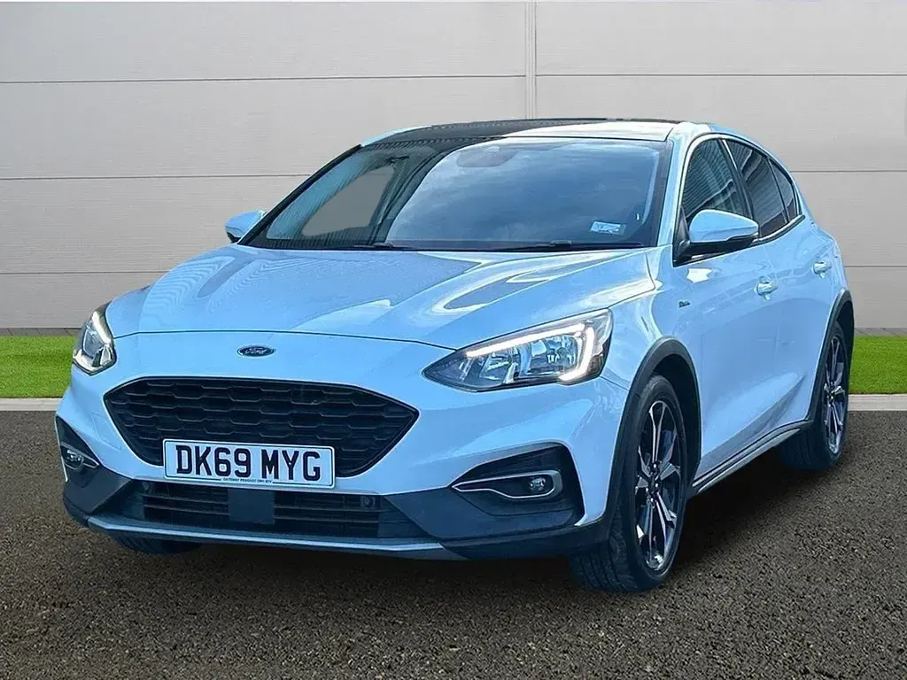 Begagnad Ford Focus Active 125 HK (91 kW) 2019 Vit Halvkombi