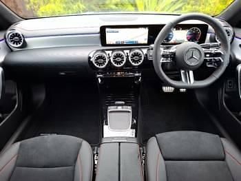 New Mercedes CLA200 Executive 163 HP (119 kW) 2025 Silver Coupe