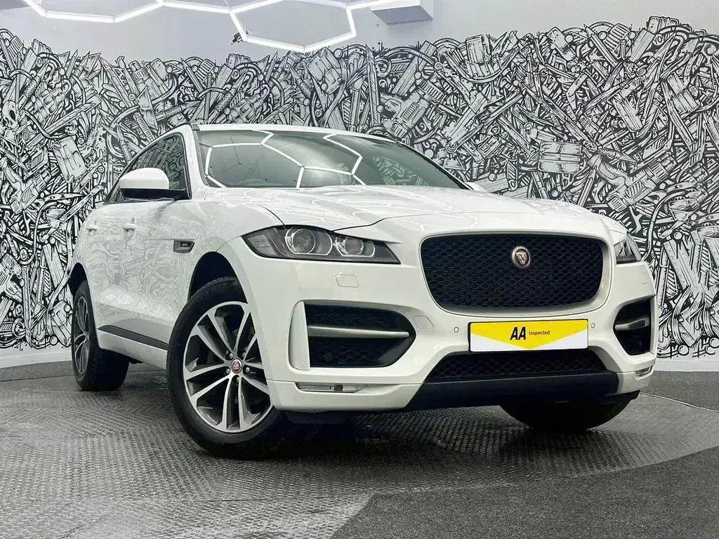 Second-hand Jaguar F-Pace R-Sport 180 CP (132 kW) 2019 Alb SUV
