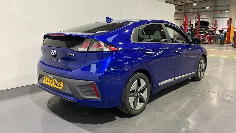 Used Hyundai Ioniq Premium SE 141 HP (103 kW) 2022 Blue Hatchback