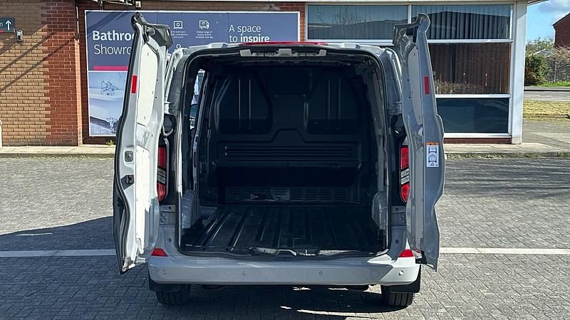 Used Ford Transit Custom Limited 136 HP (100 kW) 2024 Van