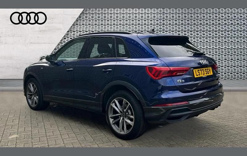 Used Audi Q3 Black Edition 150 HP (110 kW) 2023 Blue SUV