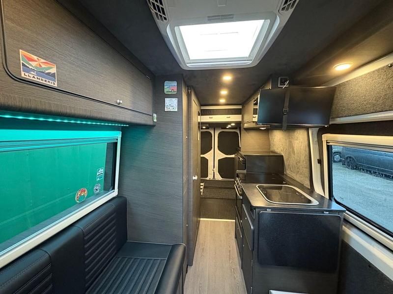 Used Mercedes Sprinter 2021 White Van