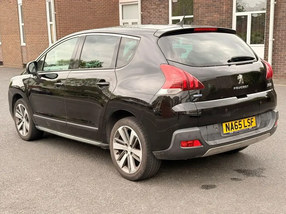 Second-hand Peugeot 3008 Allure 2015 Negru Break