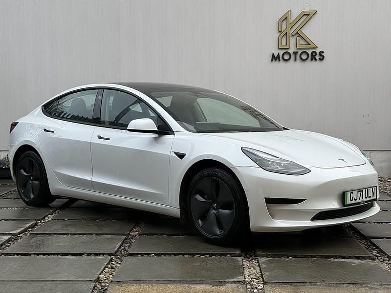White Used 2021 Tesla Model 3 Standard Range Sedan | £14,300 (Fair price) - Image 1/4