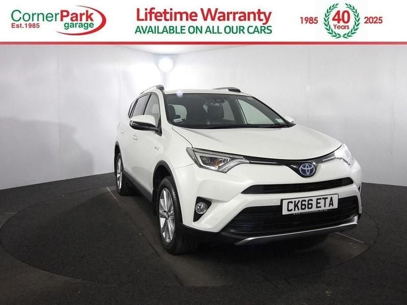 White Used 2016 Toyota RAV4 Hybrid SUV | £14,999 (Fair price) - Image 1/4