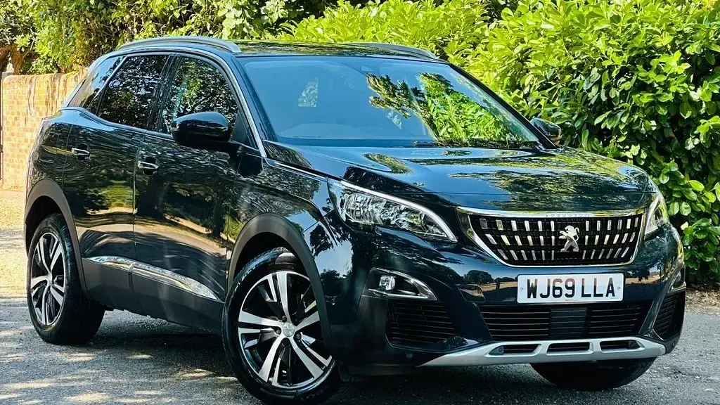 Used Peugeot 3008 Allure 130 HP (95 kW) 2019 Grey SUV