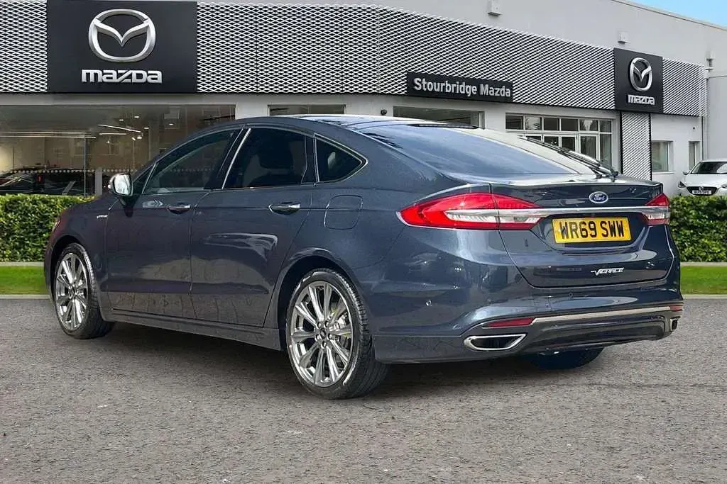 Used Ford Mondeo Vignale 2019 Blue Hatchback