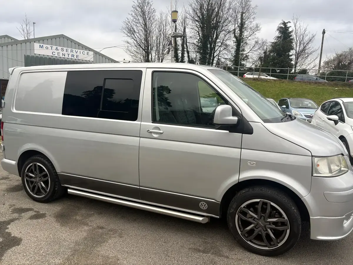 Used VW Transporter 130 HP (95 kW) 2005 Silver Van