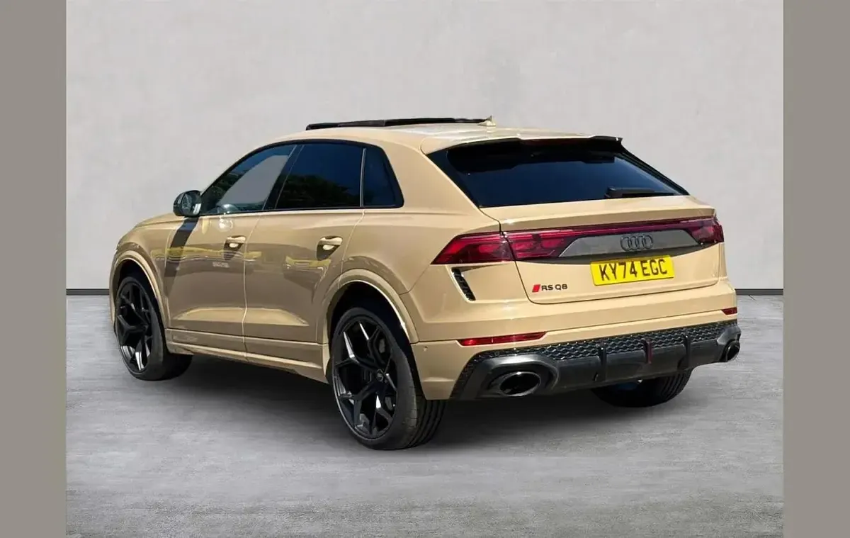Usado Audi RS Q8 Performance 640 CV (470 kW) 2024 Dorado SUV