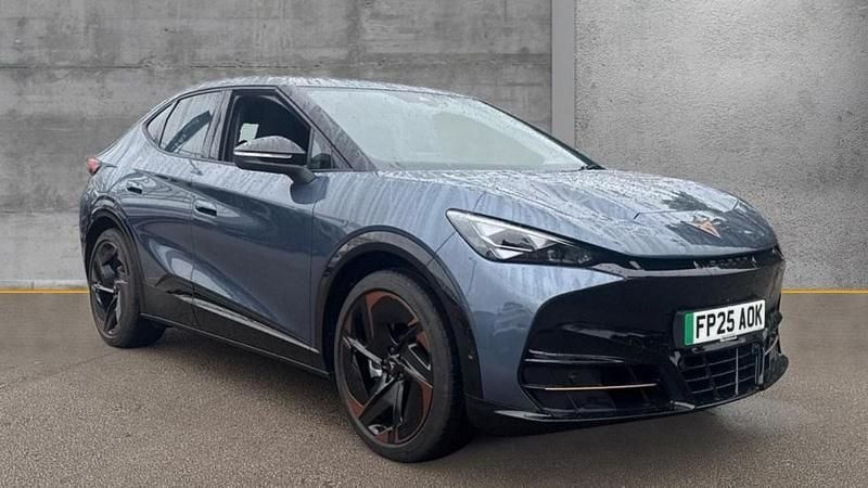 Metallic tavascan blue Used 2025 Cupra Tavascan VZ1 SUV | £40,190 (Super price) - Image 1/4