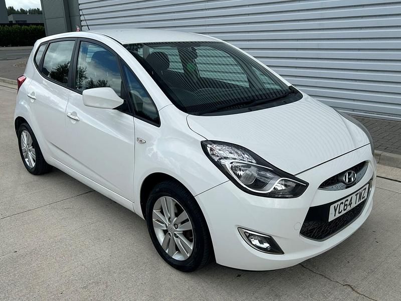 White Used 2015 Hyundai ix20 Active MPV | £7,549 (Fair price) - Image 1/4