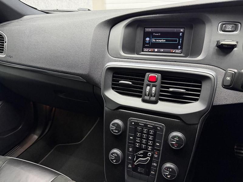 Gebraucht Volvo V40 R-Design 2017 Grau Kleinwagen