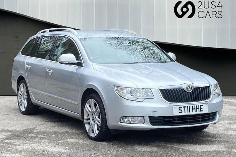 Used Skoda Superb Elegance 140 HP (102 kW) 2011 Silver Estate