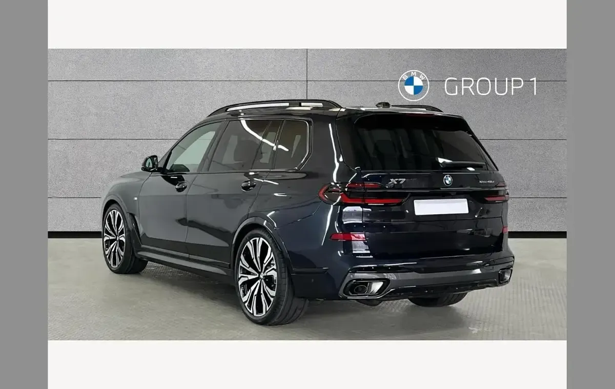 Used BMW X7 M Sport 352 HP (258 kW) 2026 Black SUV