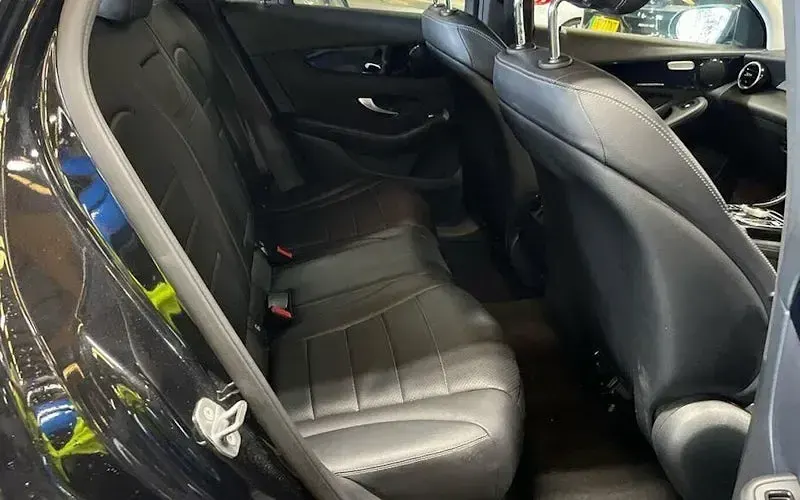 Used Mercedes GLC250 Urban 211 HP (155 kW) 2018 Black SUV