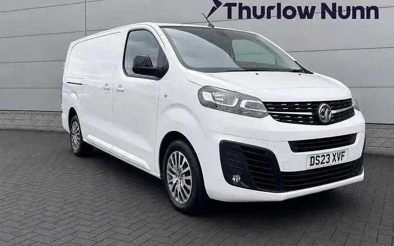 Used Vauxhall Vivaro 101 HP (74 kW) 2023 MPV