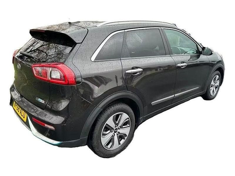 Used Kia Niro 139 HP (102 kW) 2018 Brown SUV