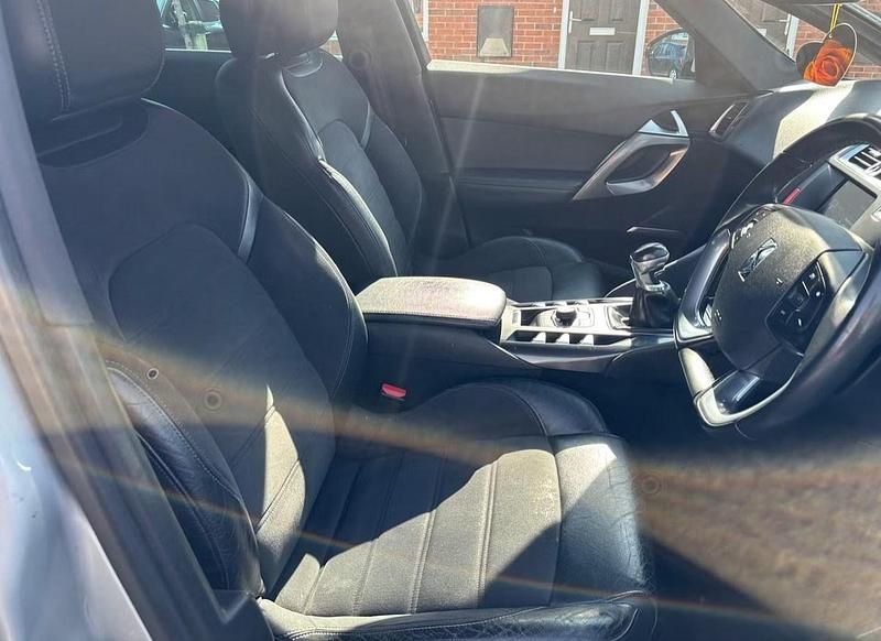 Used Citroën DS5 2014 Silver Hatchback